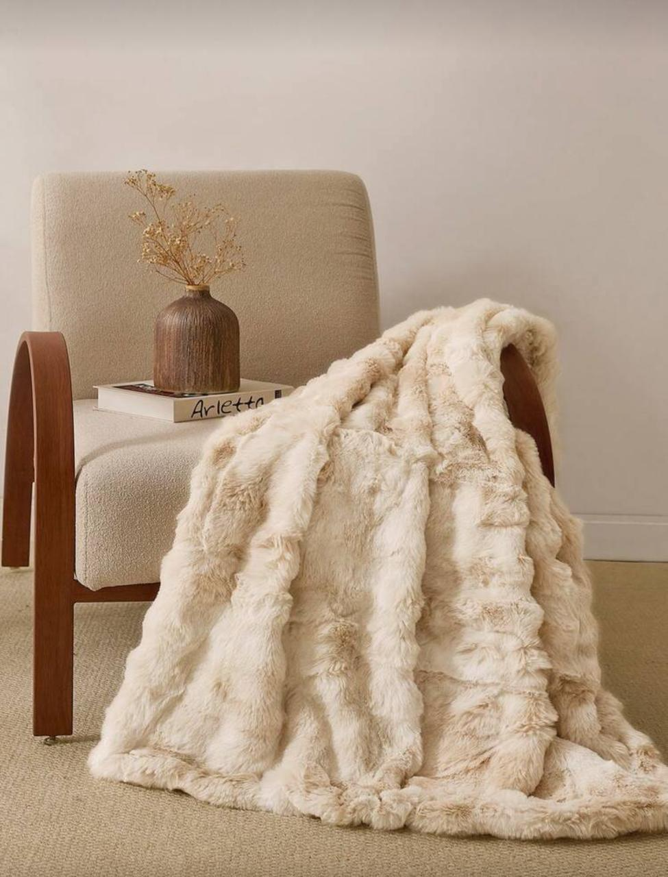 COBIJA PIEL DE CONEJO